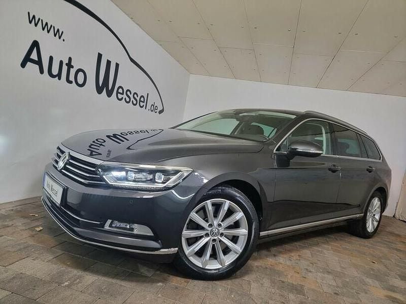 Gebraucht VW Passat Highline 239 PS (175 kW) 2019 Mangangrau metallic Kombi