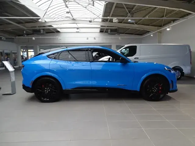 Gebraucht Ford Mustang Mach-E GT 358 kW (487 PS) 2024 Blau SUV