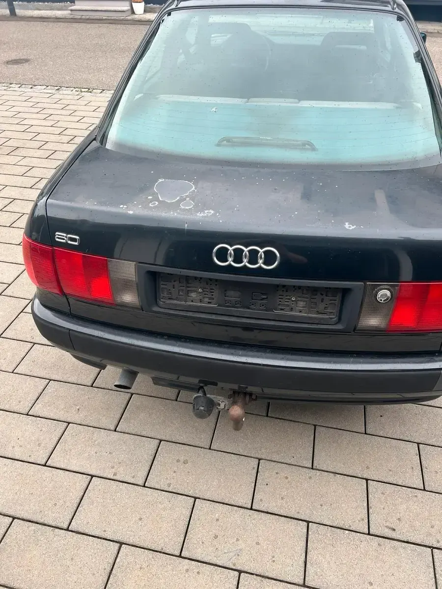 Gebraucht Audi 80 90 PS (66 kW) 1995 Schwarz Limousine