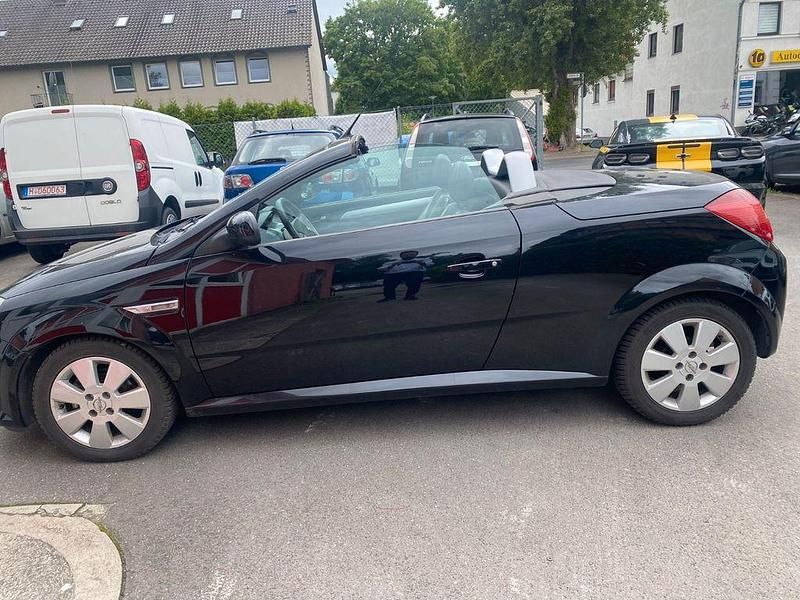 Gebraucht Opel Tigra 90 PS (66 kW) 2009 Schwarz Cabrio
