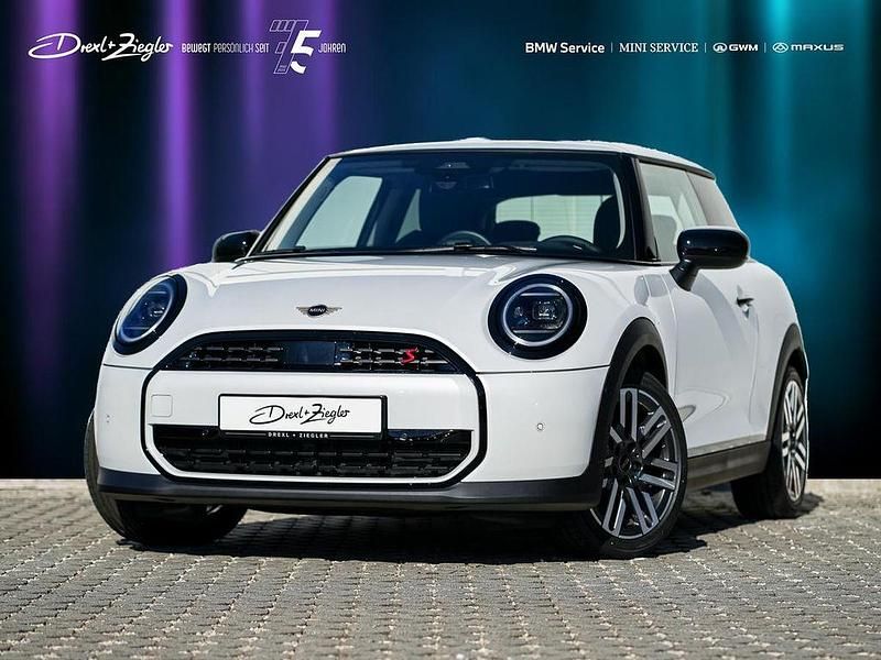 Neu Mini Cooper S Classic 204 PS (150 kW) 2025 Weiß Kleinwagen