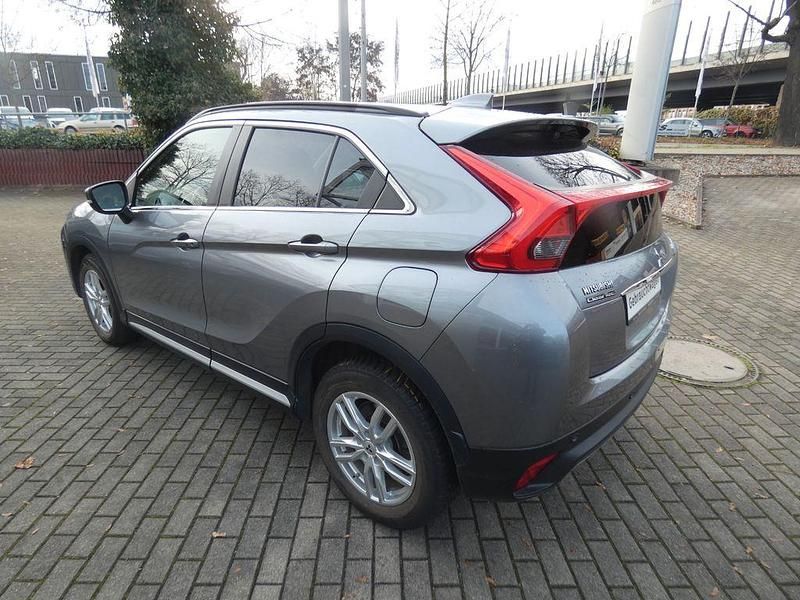 Gebraucht Mitsubishi Eclipse Cross Intro Edition 163 PS (119 kW) 2019 Grau SUV