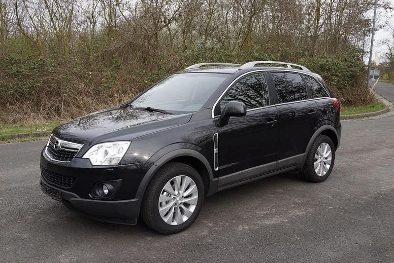 Gebraucht Opel Antara Design Edition 184 PS (135 kW) 2013 Schwarz SUV