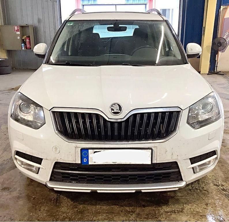 Gebraucht Skoda Yeti Joy 125 PS (91 kW) 2016 Weiß SUV