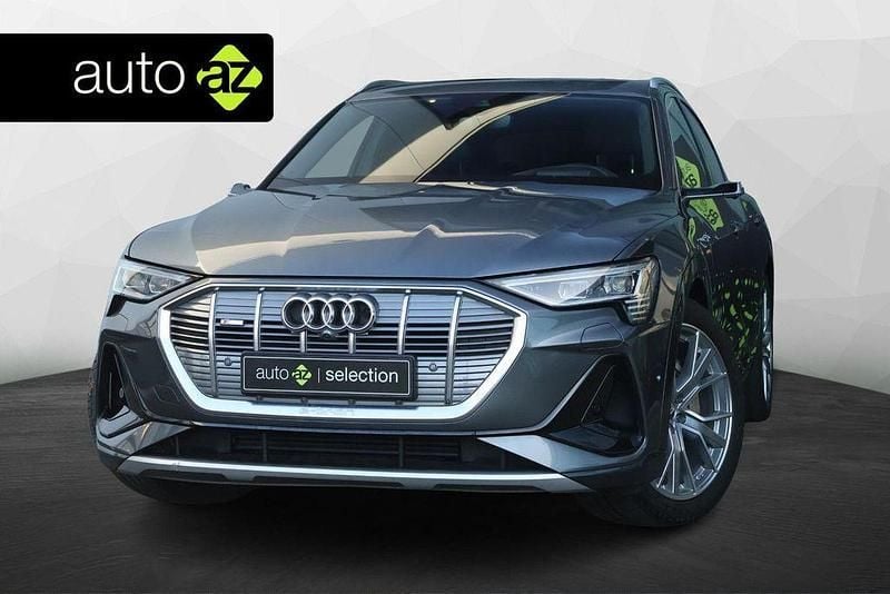 Grau Gebraucht 2020 Audi e-tron Sportback Sport SUV | 36.900 € (Fairer Preis) - Bild 1/4