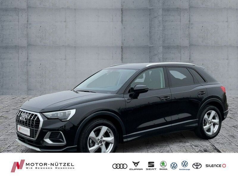 Gebraucht Audi Q3 Advanced Plus 150 PS (110 kW) 2023 Mythosschwarz metallic SUV