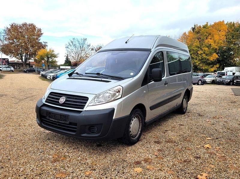 Grau Gebraucht 2010 Fiat Scudo S Van / Kleinbus | 3.480 € (Superpreis) - Bild 1/4