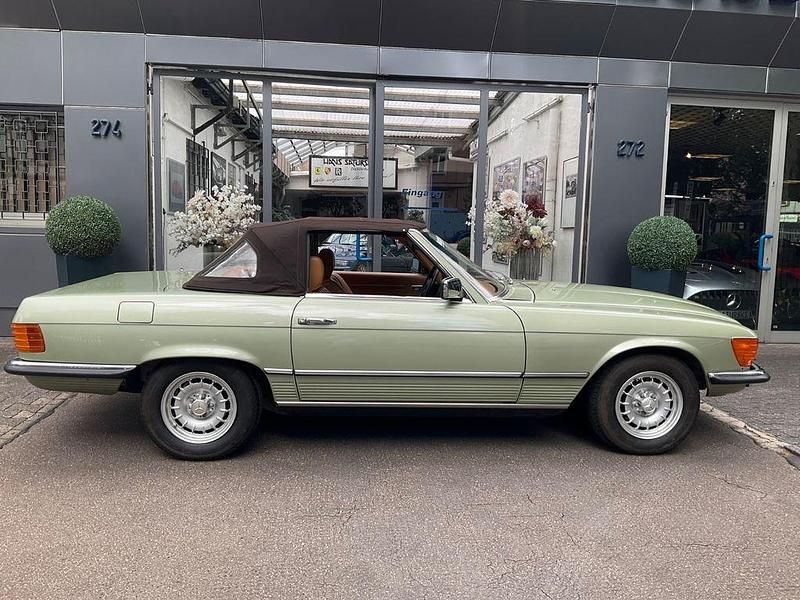 Grün Gebraucht 1979 Mercedes SL280 Cabrio | 56.000 € - Bild 1/4