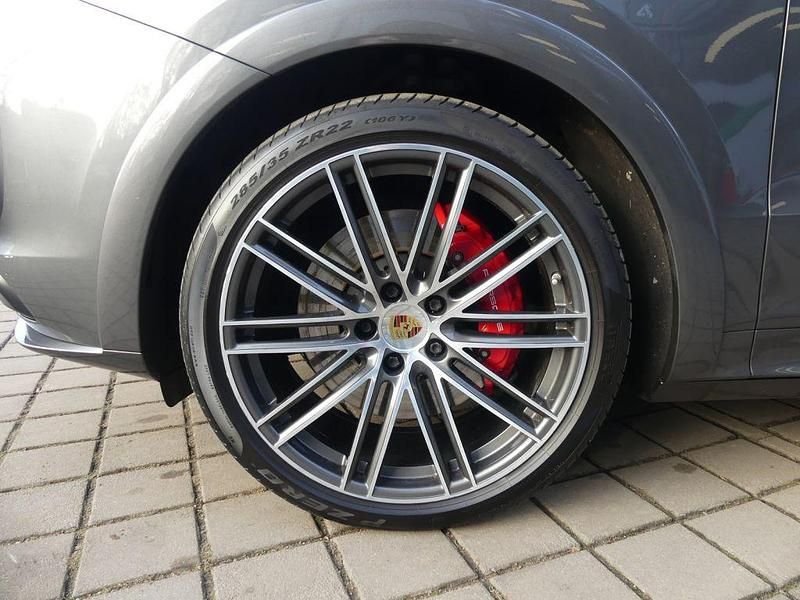 Gebraucht Porsche Cayenne GTS 460 PS (338 kW) 2021 Quartzitgrau (metallic) SUV