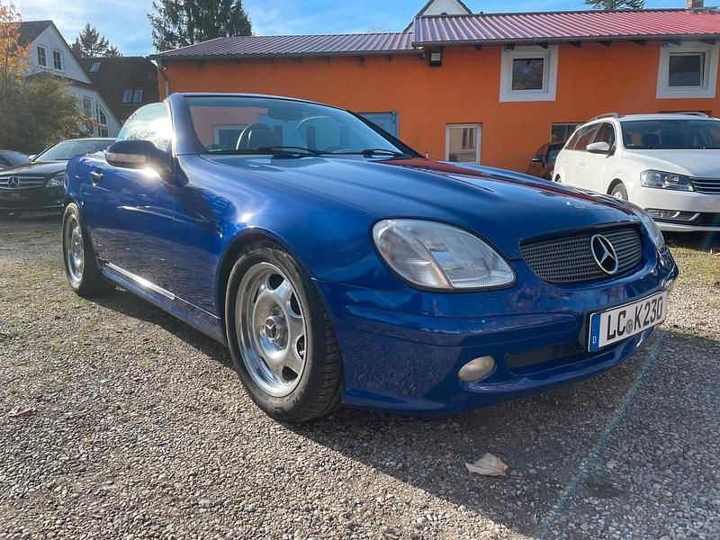 Gebraucht Mercedes SLK230 260 PS (191 kW) 2000 Blau Cabrio