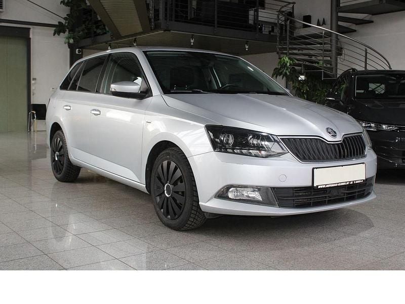 Gebraucht Skoda Fabia Ambition 90 PS (66 kW) 2017 Silber Kombi