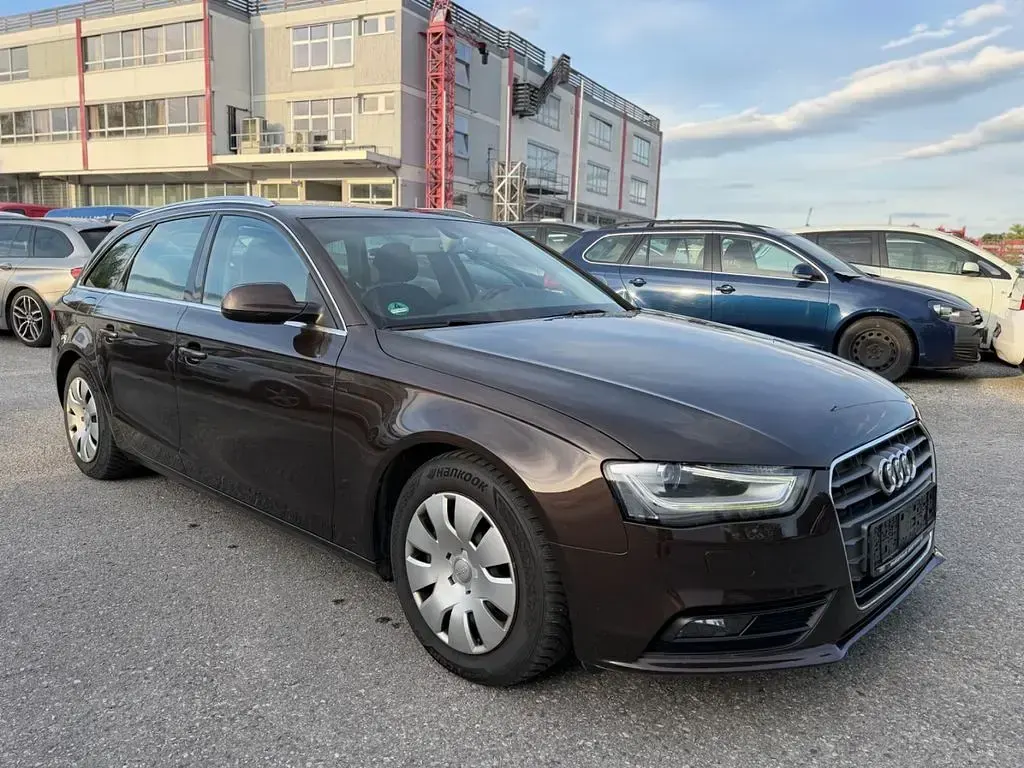 Gebraucht Audi A4 Attraction 170 PS (125 kW) 2012 Kombi
