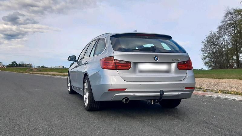 Gebraucht BMW 318 Performance 143 PS (105 kW) 2013 Silber Kombi