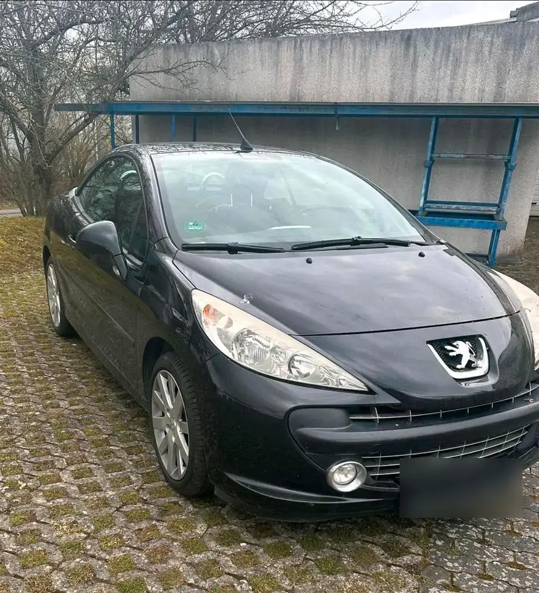 Gebraucht Peugeot 207 CC 120 PS (88 kW) 2008 Schwarz Cabrio