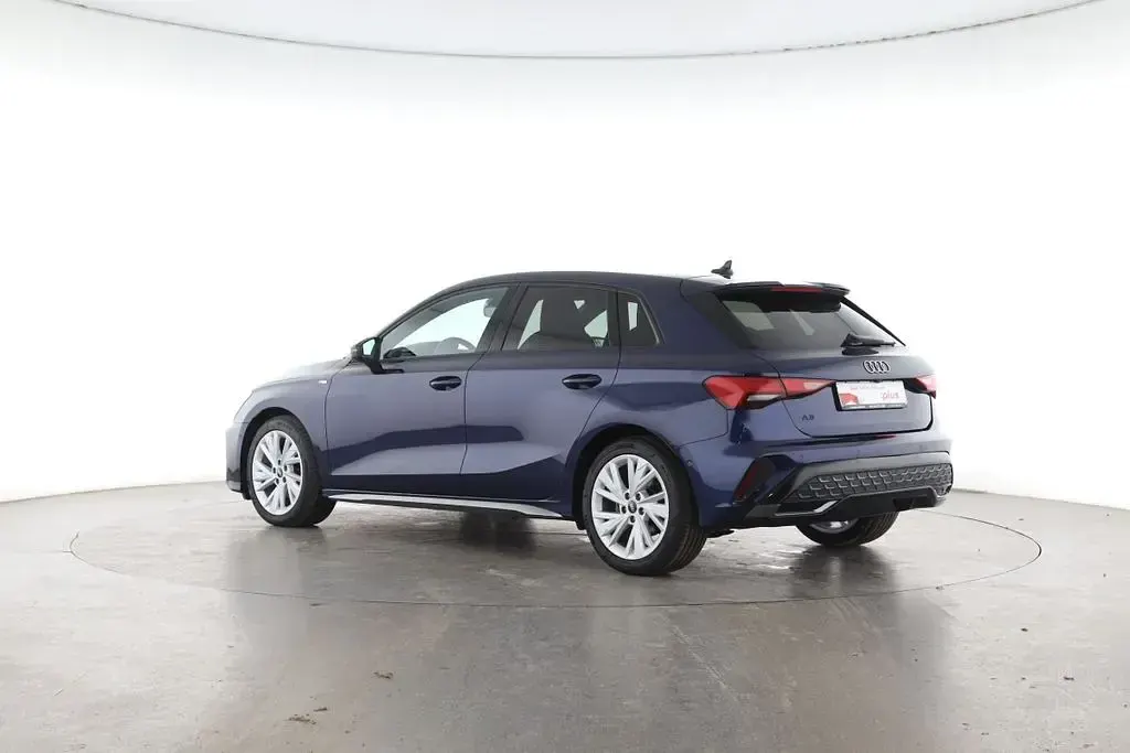 Gebraucht Audi A3 S-Line 150 PS (110 kW) 2025 Navarrablau Limousine