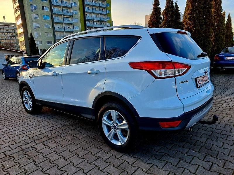 Gebraucht Ford Kuga SYNC Edition 120 PS (88 kW) 2016 Weiß SUV