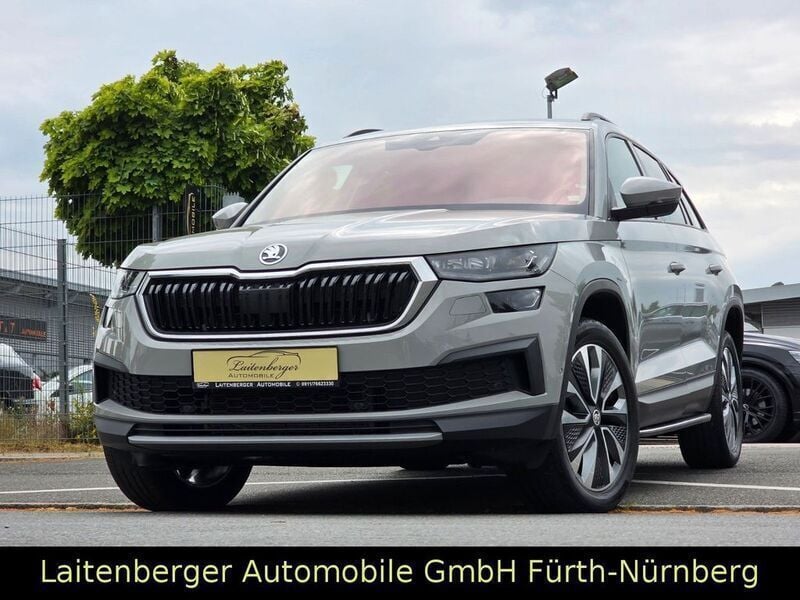 Grau Gebraucht 2022 Skoda Kodiaq Tour SUV | 34.900 € (Fairer Preis) - Bild 1/4