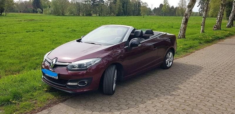 Rot Gebraucht 2014 Renault Mégane Cabriolet Cabrio | 7.800 € (Fairer Preis) - Bild 1/4