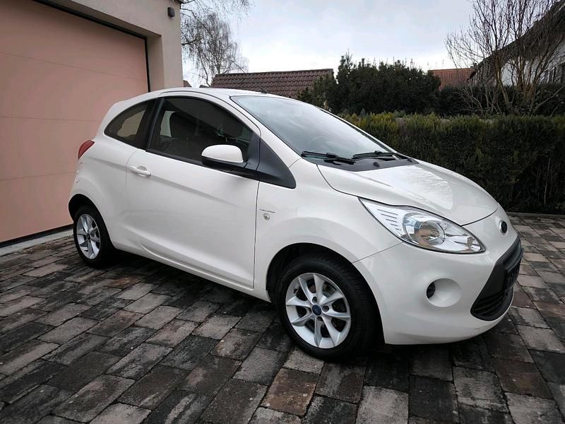 Gebraucht Ford Ka 69 PS (50 kW) 2014 Weiß Kleinwagen