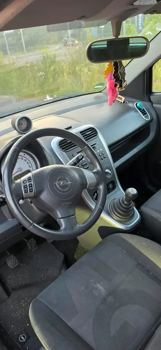 Gebraucht Opel Agila 70 PS (51 kW) 2008 Rot Kleinwagen
