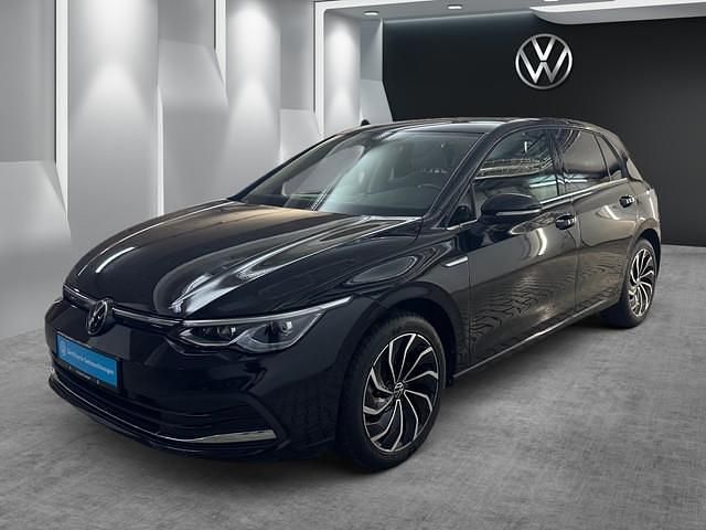 Gebraucht VW Golf VIII Business 150 PS (110 kW) 2022 Deep black perleffekt Limousine