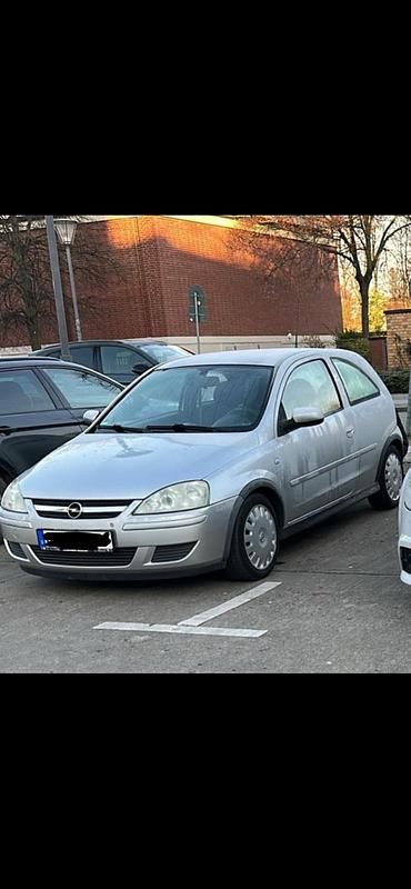 Silber Gebraucht 2006 Opel Corsa Kleinwagen | 1.450 € (Fairer Preis) - Bild 1/1