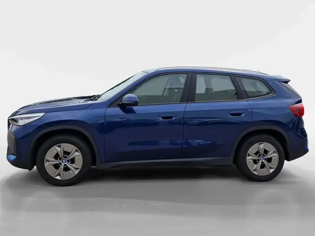 Gebraucht BMW iX1 Performance 225 kW (306 PS) 2023 Phytonicblau metallic SUV