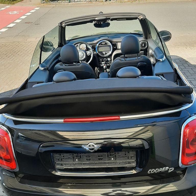 Gebraucht Mini Cooper D Cabriolet 116 PS (85 kW) 2016 Schwarz Cabrio