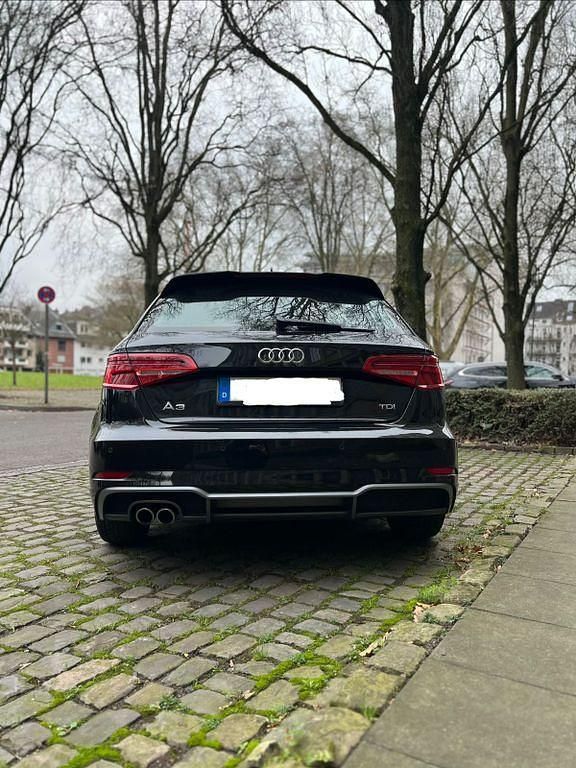 Gebraucht Audi A3 Ambiente 150 PS (110 kW) 2018 Schwarz Limousine