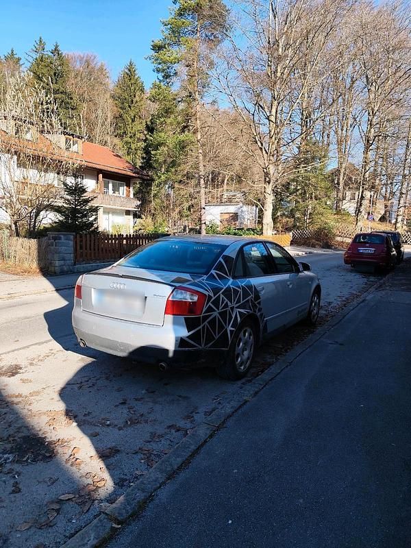 Gebraucht Audi A4 Basis 220 PS (161 kW) 2002 Limousine