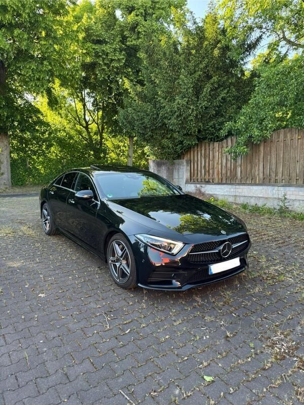 Schwarz Gebraucht 2019 Mercedes CLS300 AMG Coupé | 38.999 € (Fairer Preis) - Bild 1/4