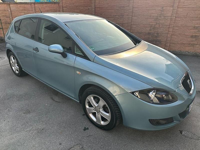 Gebraucht Seat Leon Sport 102 PS (75 kW) 2009 Blau Kleinwagen