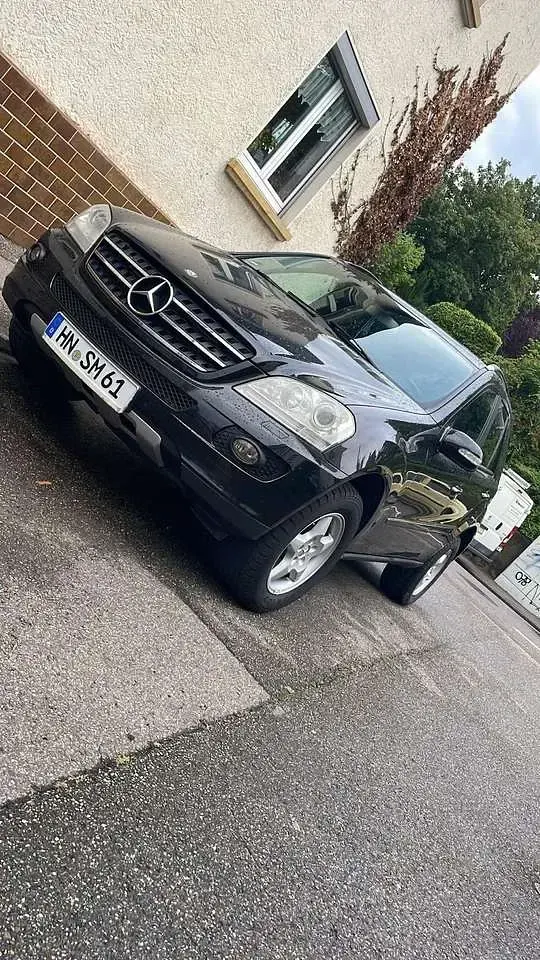 Gebraucht Mercedes ML320 224 PS (164 kW) 2006 SUV