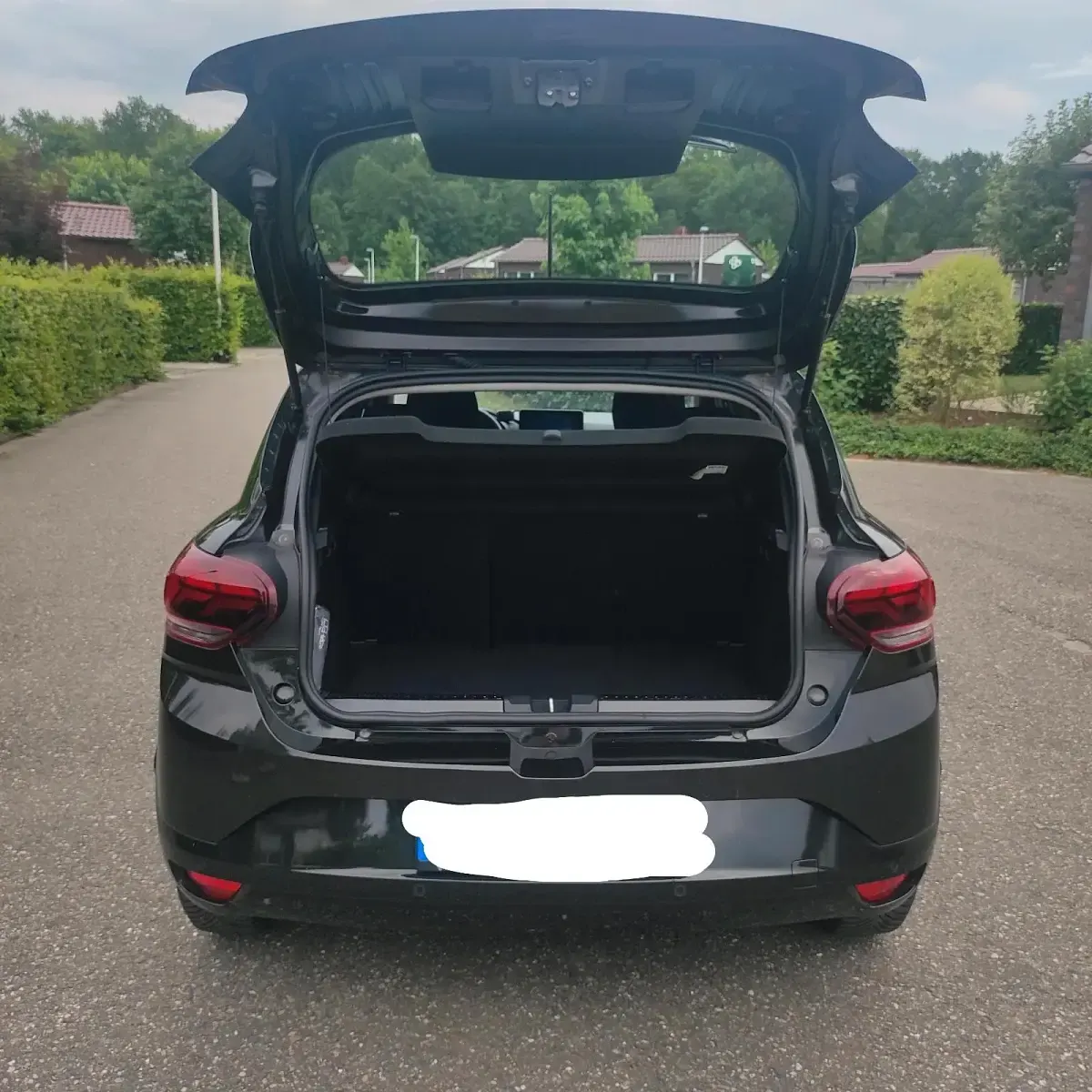 Gebraucht Dacia Sandero Comfort 101 PS (74 kW) 2022 Schwarz Kleinwagen