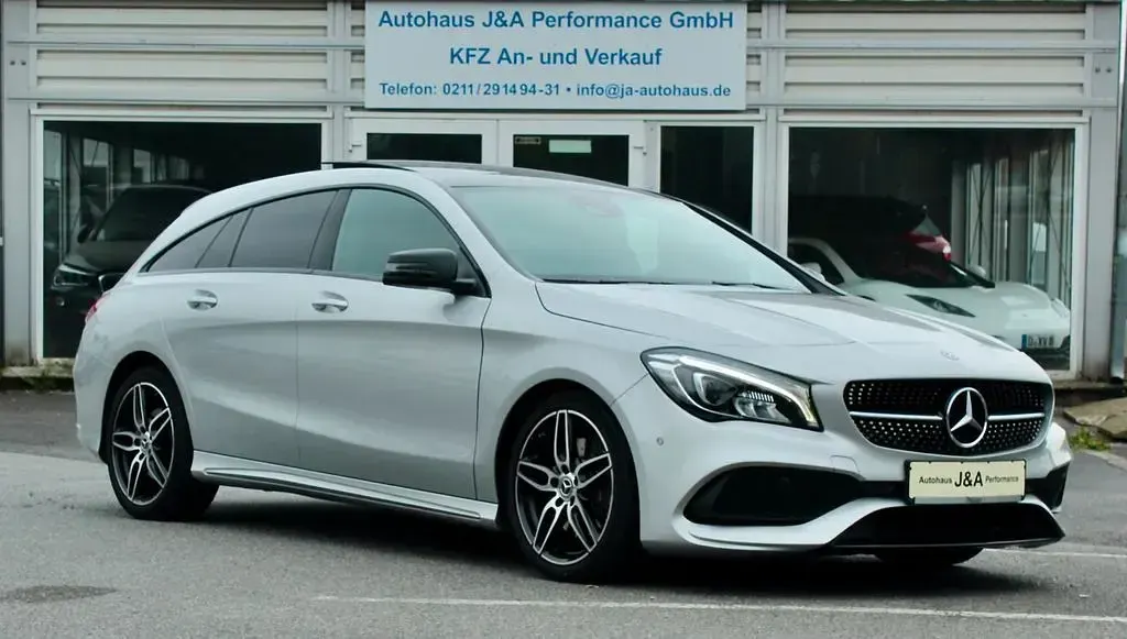 Gebraucht Mercedes CLA220 AMG 184 PS (135 kW) 2018 Silber Limousine