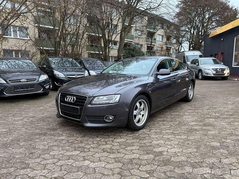 Grau Gebraucht 2009 Audi A5 Sportback Advanced Kleinwagen | 6.500 € (Superpreis) - Bild 1/4