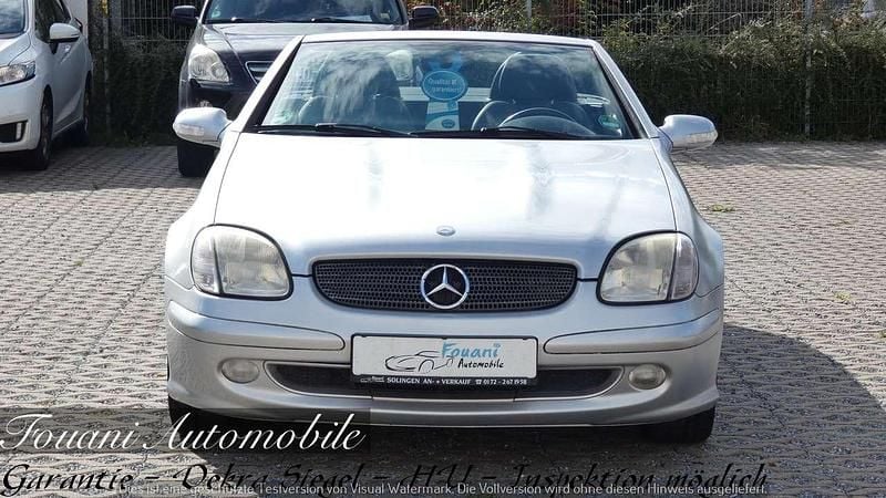 Gebraucht Mercedes SLK200 163 PS (119 kW) 2002 Brillantsilber  metalliclack Cabrio
