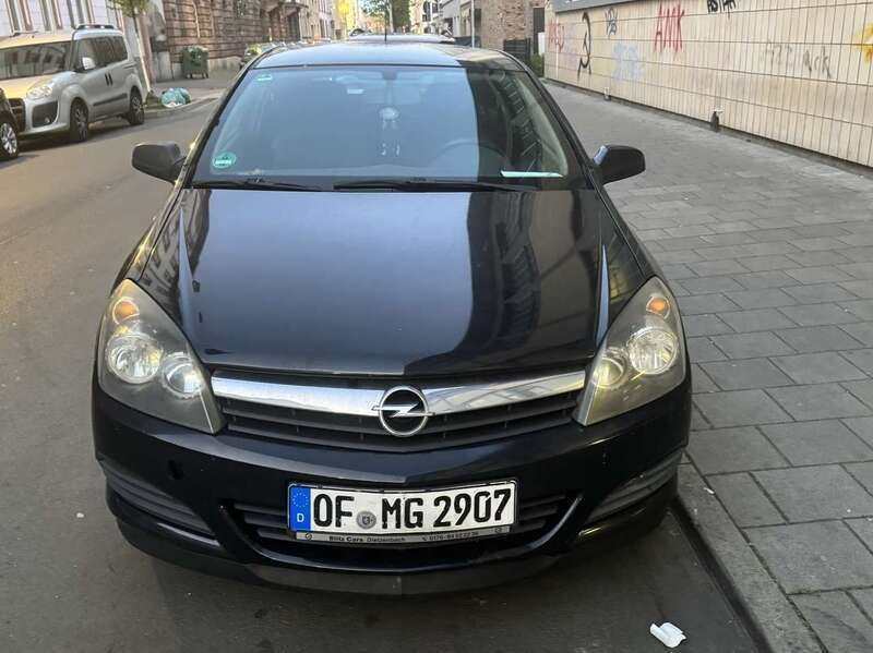 Gebraucht 2005 Opel Astra GTC Coupé | 1.000 € - Bild 1/4