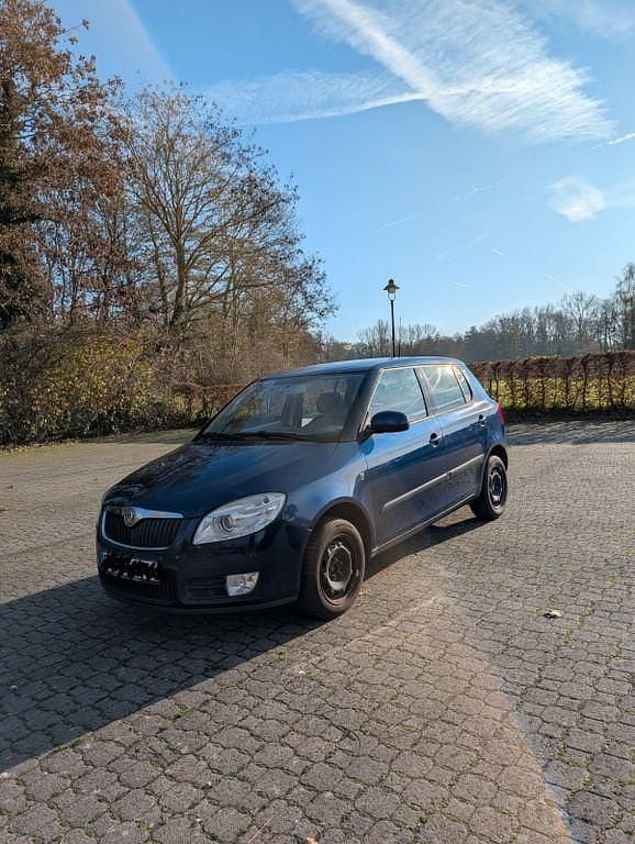 Blau Gebraucht 2007 Skoda Fabia Classic Limousine | 1.200 € (Superpreis) - Bild 1/4