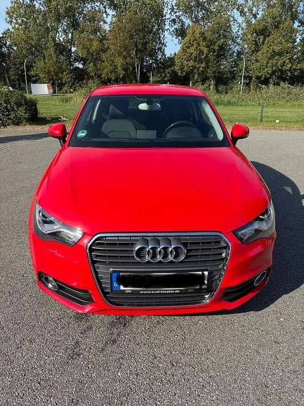 Gebraucht Audi A1 Design 116 PS (85 kW) 2014 Rot Kleinwagen