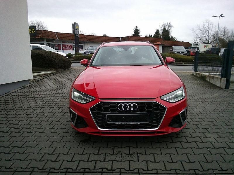 Gebraucht Audi A4 S-Line 163 PS (119 kW) 2021 Rot Kombi