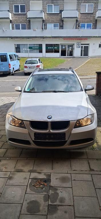 Gebraucht BMW 320 170 PS (125 kW) 2006 Silber Kombi