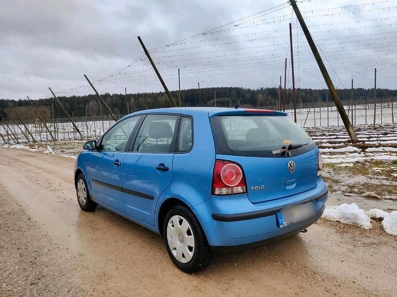 Gebraucht VW Polo Comfortline 55 PS (40 kW) 2006 Blau Kleinwagen
