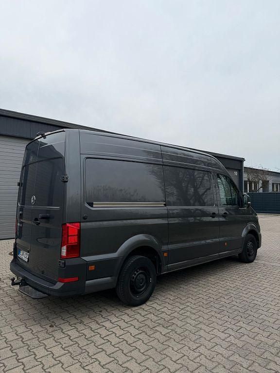 Gebraucht VW Crafter 140 PS (102 kW) 2021 Grau Van