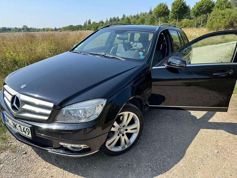 Schwarz Gebraucht 2009 Mercedes B180 Van / Kleinbus | 4.998 € (Fairer Preis) - Bild 1/4