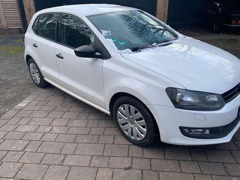 Schwarz Gebraucht 2011 VW Polo Comfortline Limousine | 3.800 € (Fairer Preis) - Bild 1/4
