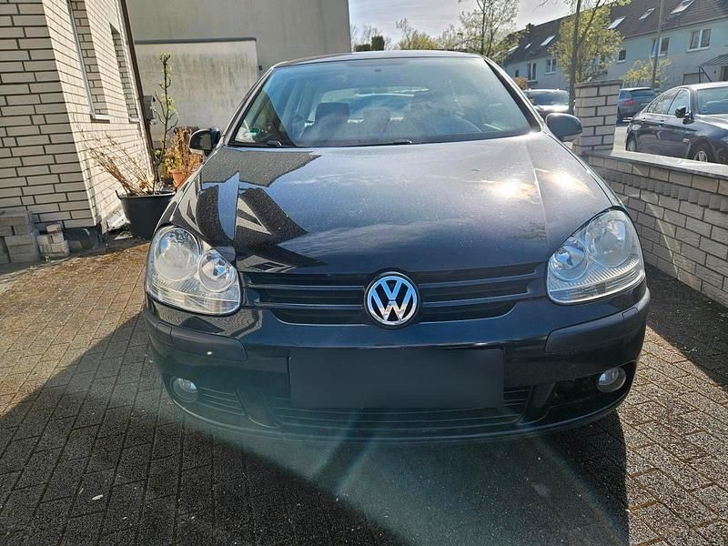 Gebraucht VW Golf VI 80 PS (58 kW) 2009 Schwarz Kleinwagen