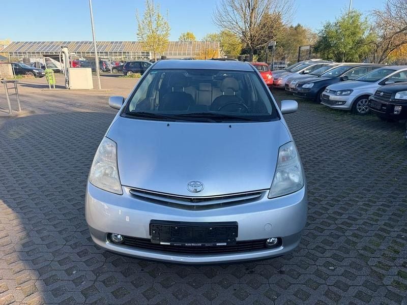 Gebraucht Toyota Prius Sol 77 PS (56 kW) 2008 Silber Kleinwagen