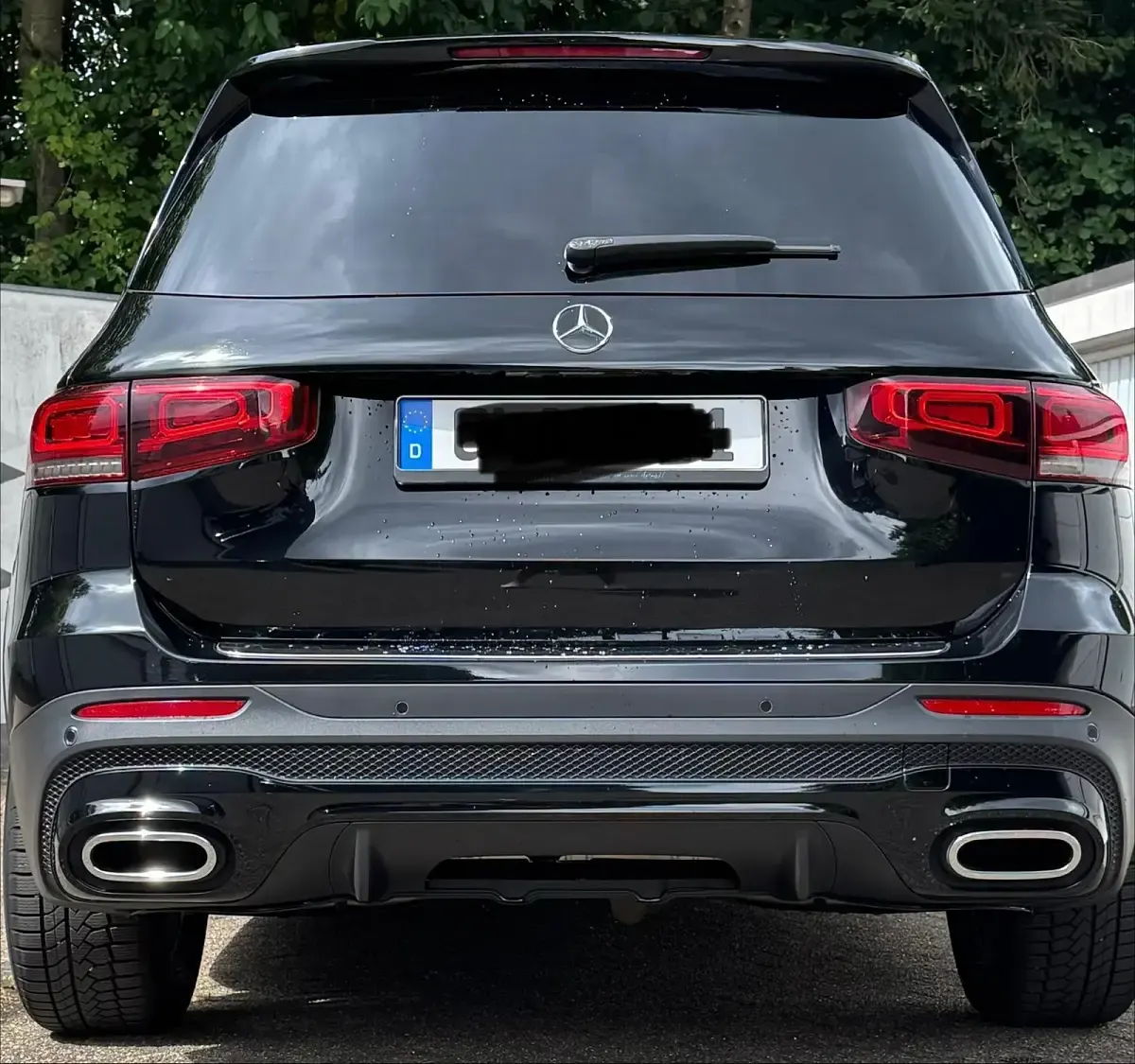 Gebraucht Mercedes GLB200 AMG 163 PS (119 kW) 2022 Schwarz SUV