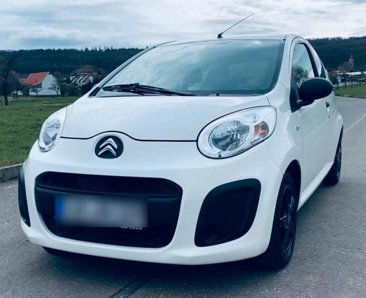 Weiß Gebraucht 2012 Citroën C1 Kleinwagen | 3.200 € (Etwas zu teuer) - Bild 1/4